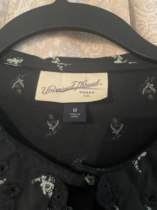 Universal Thread Black Floral Peter Pan Collar Blouse - Picture 2 of 7